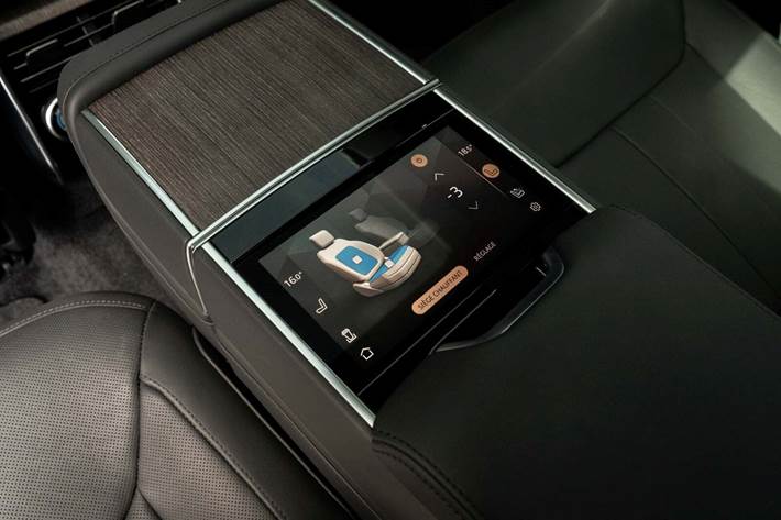 Grå Land Rover Range Rover fra 2023