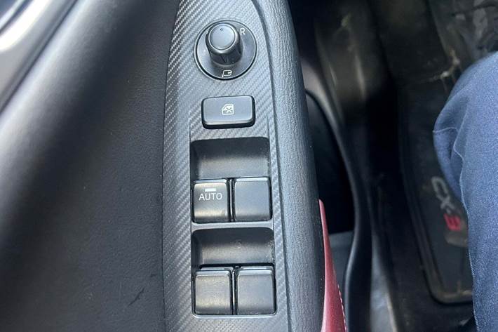 Sort Mazda CX-3 fra 2015