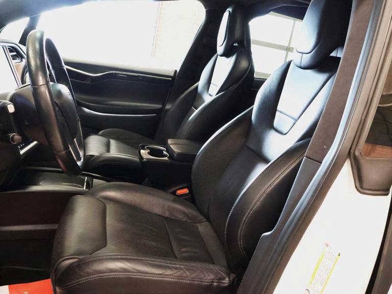 Tesla Model X 75D 6prs