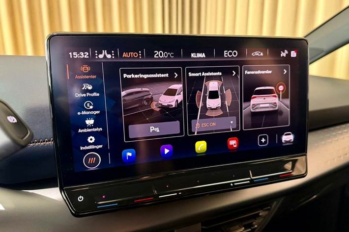 Blå Cupra Born fra 2023