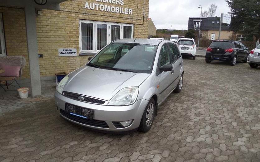Ford Fiesta 1,6 Ghia