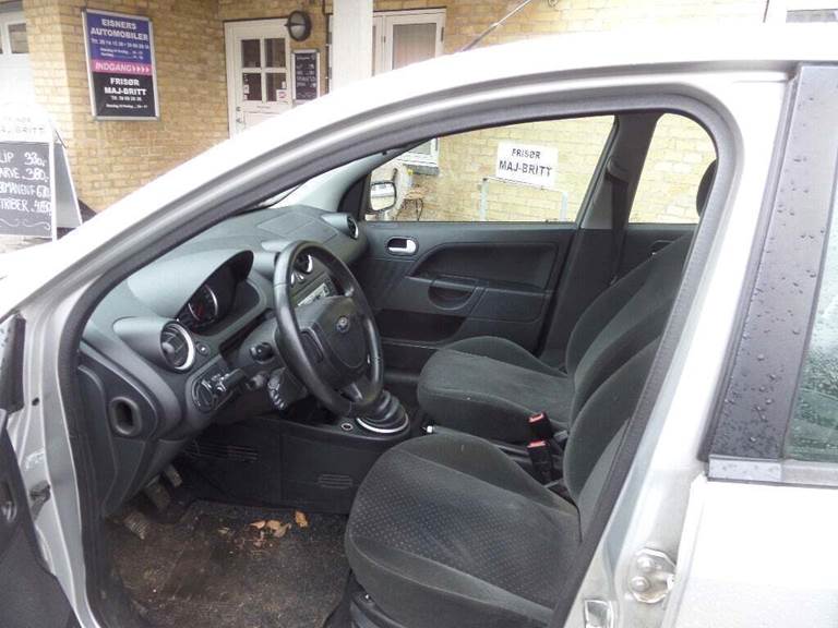 Ford Fiesta 1,6 Ghia