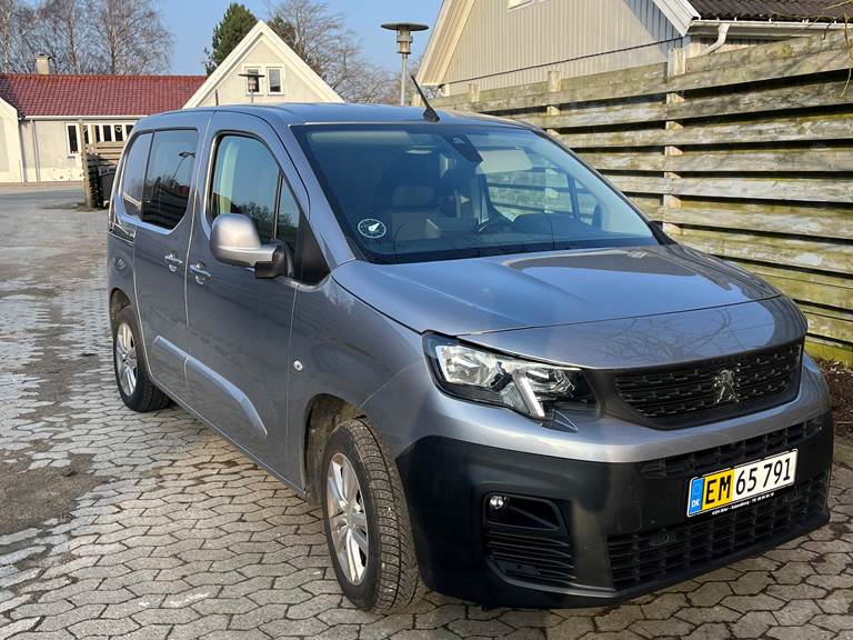 Peugeot Partner 1,5 BlueHDi 130 Ultimate L1V1 EAT8