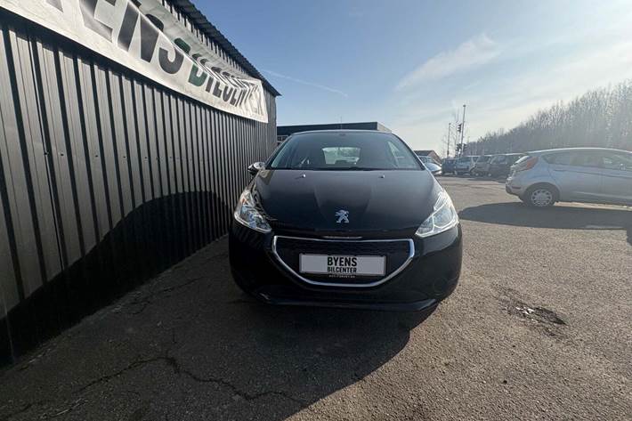 undefined Peugeot 208 fra 2013