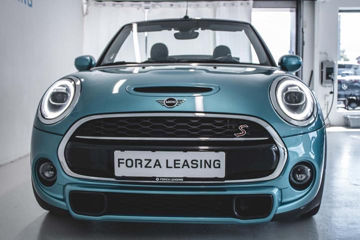 Turquoise Mini Cooper S fra 2020
