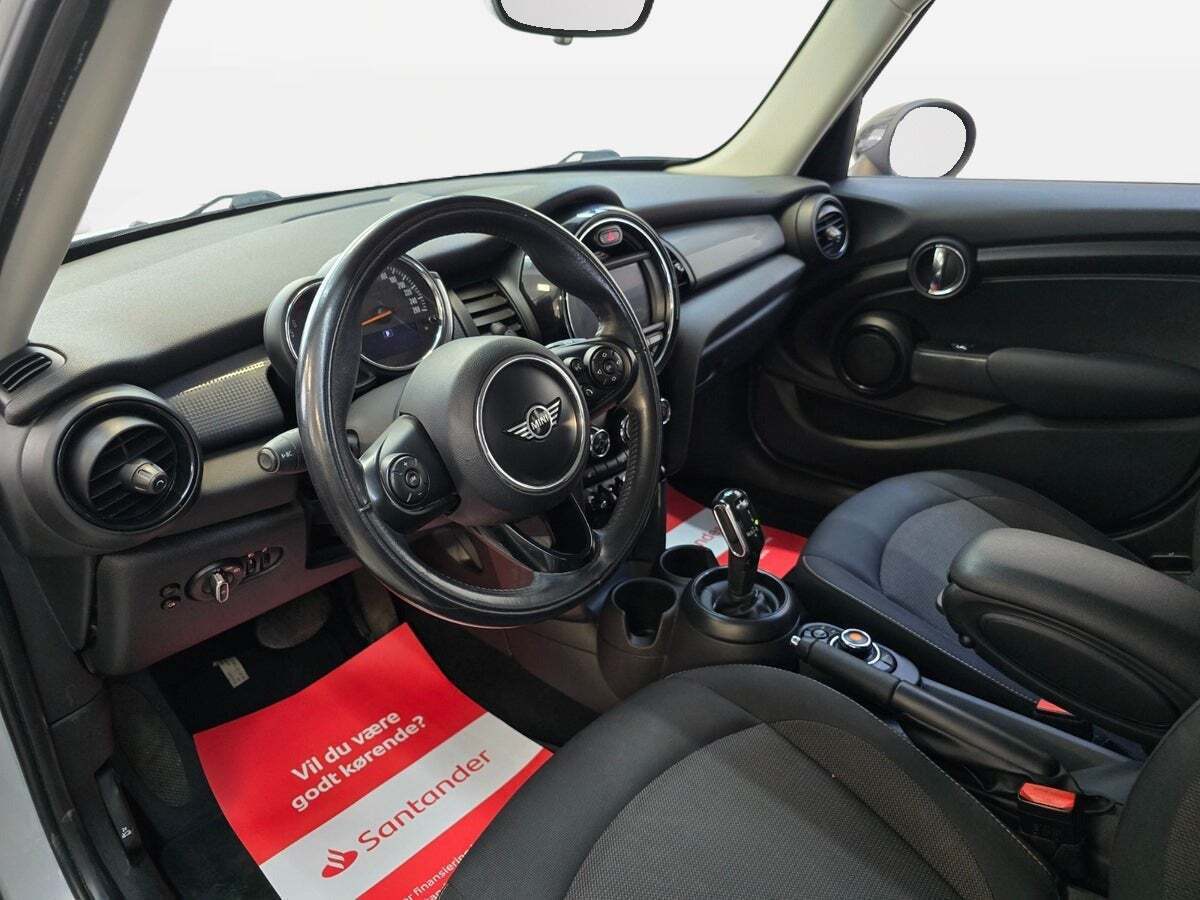 Mini Cooper 1,5 aut.