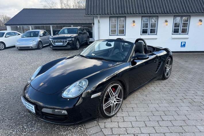 Sort Porsche Boxster S fra 2005