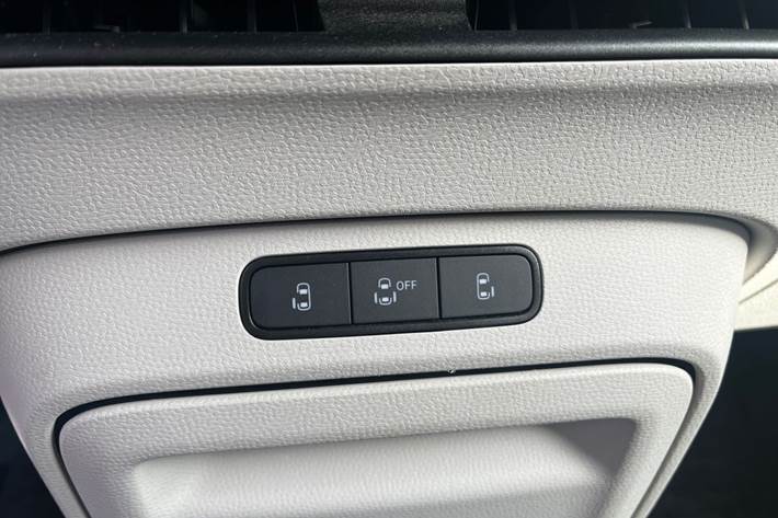 Grøn VW ID.Buzz fra 2024