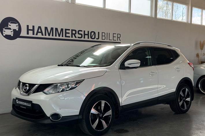 Hvid Nissan Qashqai fra 2017