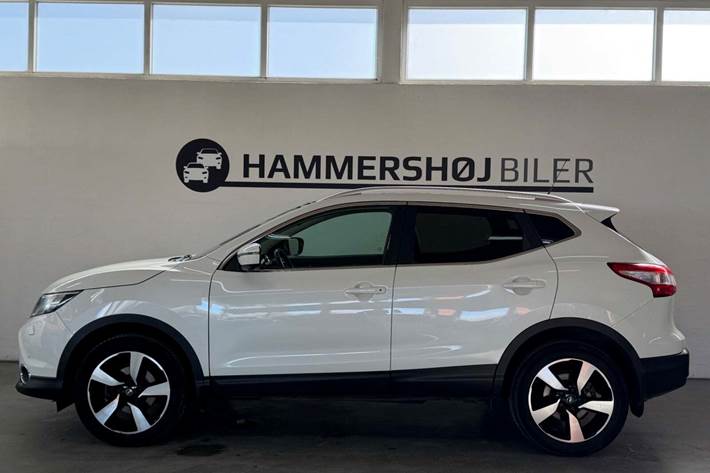 Hvid Nissan Qashqai fra 2017