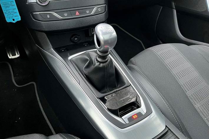 undefined Peugeot 308 fra 2019