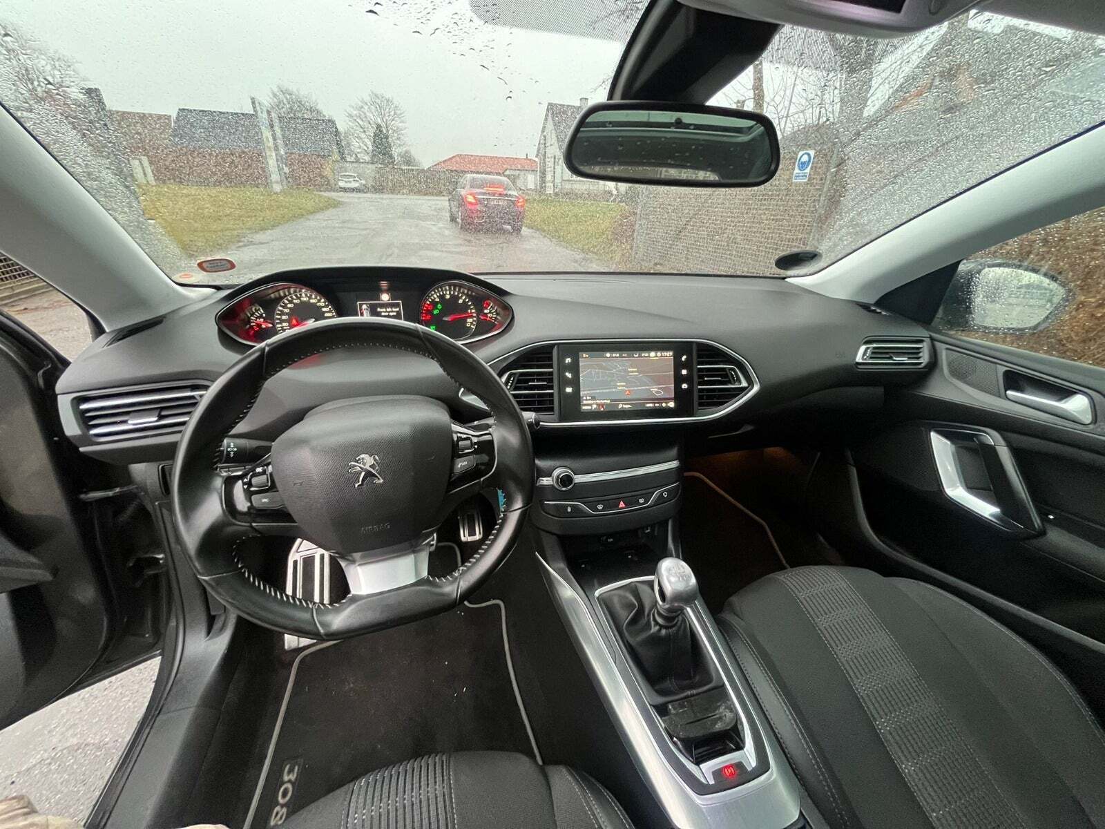 Peugeot 308 1,5 BlueHDi 130 Allure+ SW