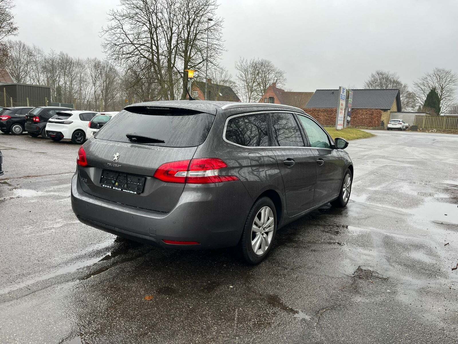 Peugeot 308 1,5 BlueHDi 130 Allure+ SW