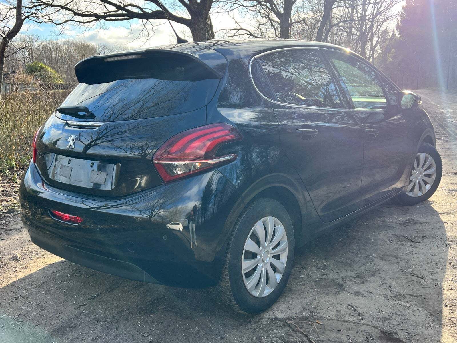 Peugeot 208 1,2 PureTech 82 Allure Sky