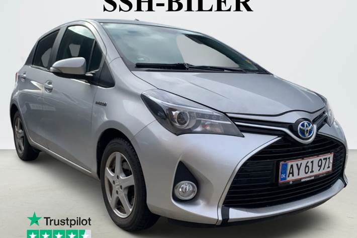 undefined Toyota Yaris fra 2015