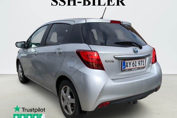 undefined Toyota Yaris fra 2015
