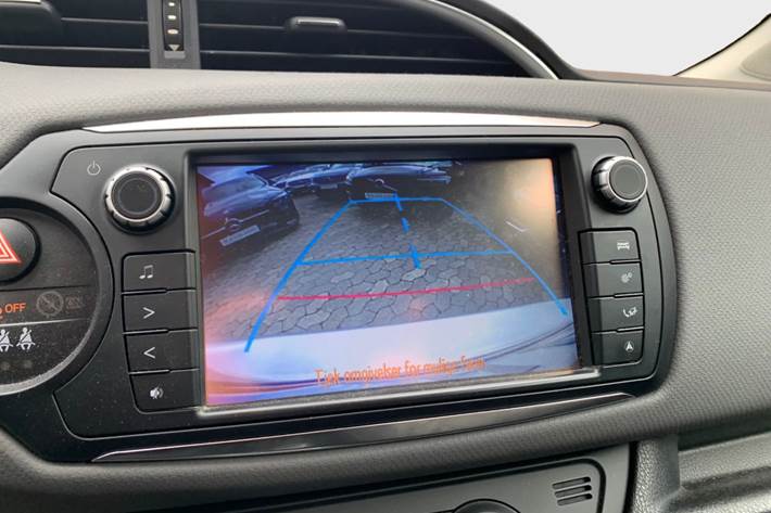 undefined Toyota Yaris fra 2015