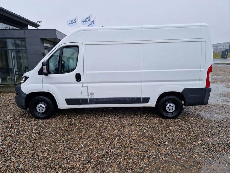 Peugeot Boxer 333 2,0 BlueHDi 130 L2H2