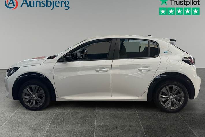 Hvid Peugeot e-208 fra 2022