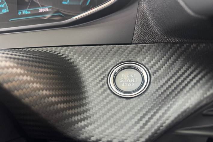 Hvid Peugeot e-208 fra 2022