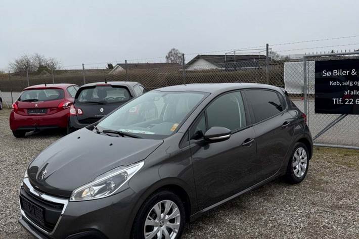 undefined Peugeot 208 fra 2018