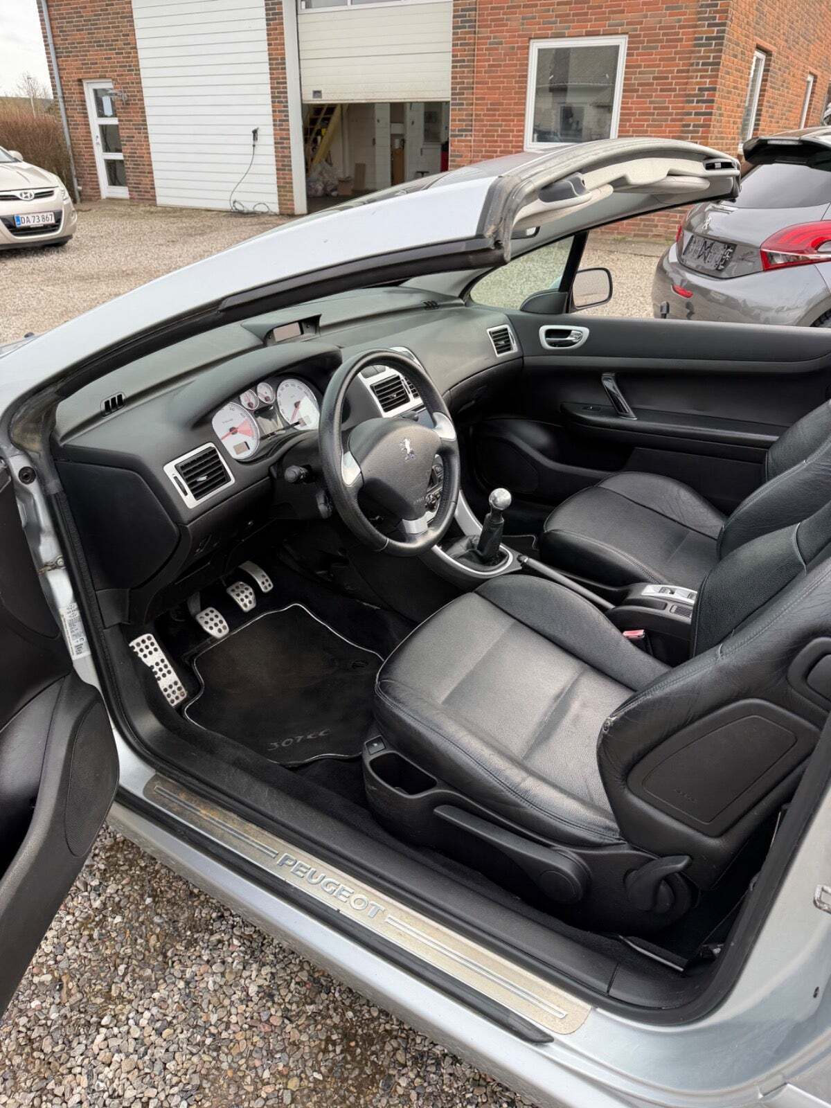 Peugeot 307 2,0 16V CC