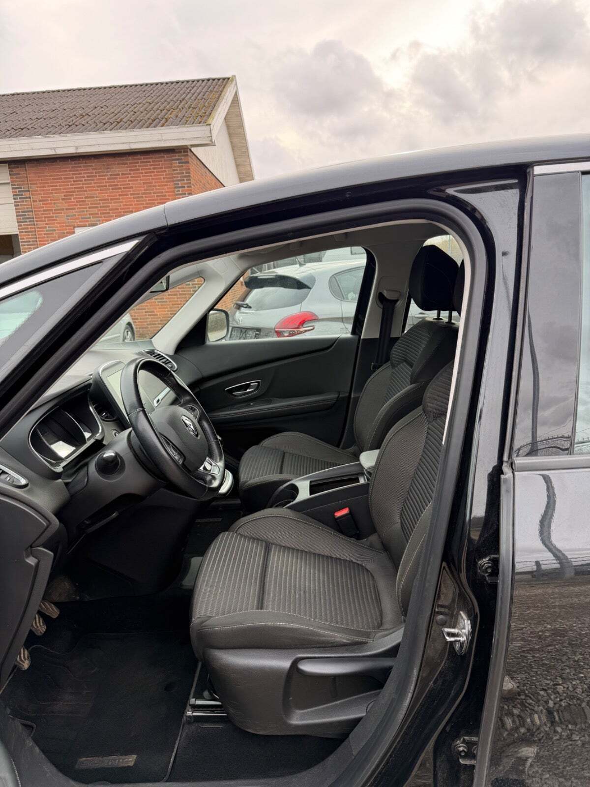 Renault Scenic IV 1,5 dCi 110 Zen