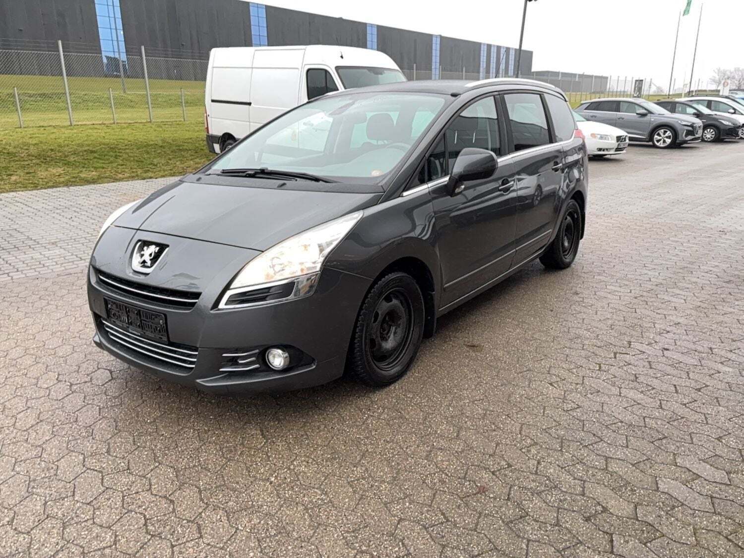 Peugeot 5008 1,6 HDi 112 Style Limited