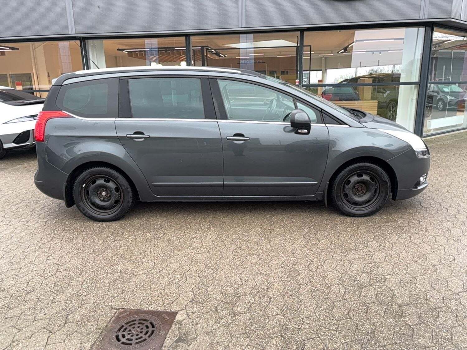 Peugeot 5008 1,6 HDi 112 Style Limited