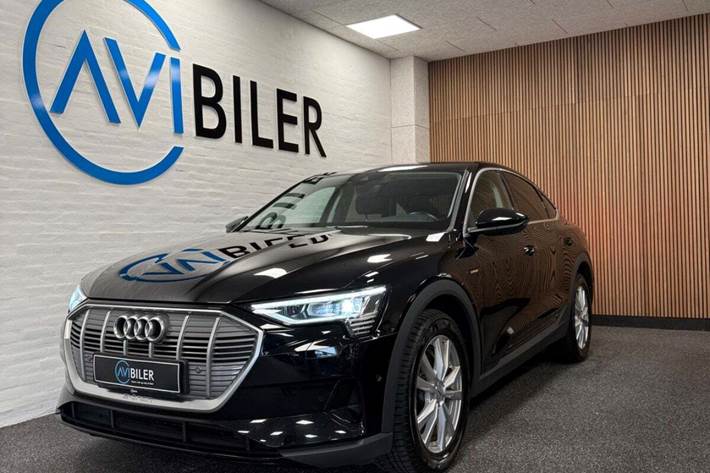 Sort Audi e-tron fra 2021