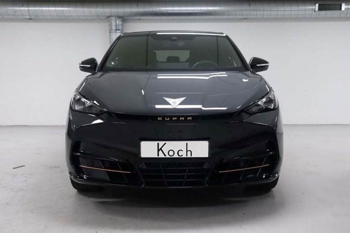 Grå Cupra Tavascan fra 2025