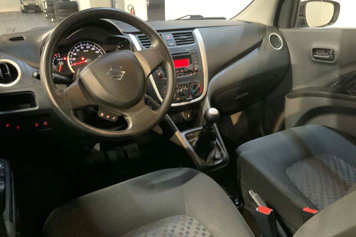Grå Suzuki Celerio fra 2015