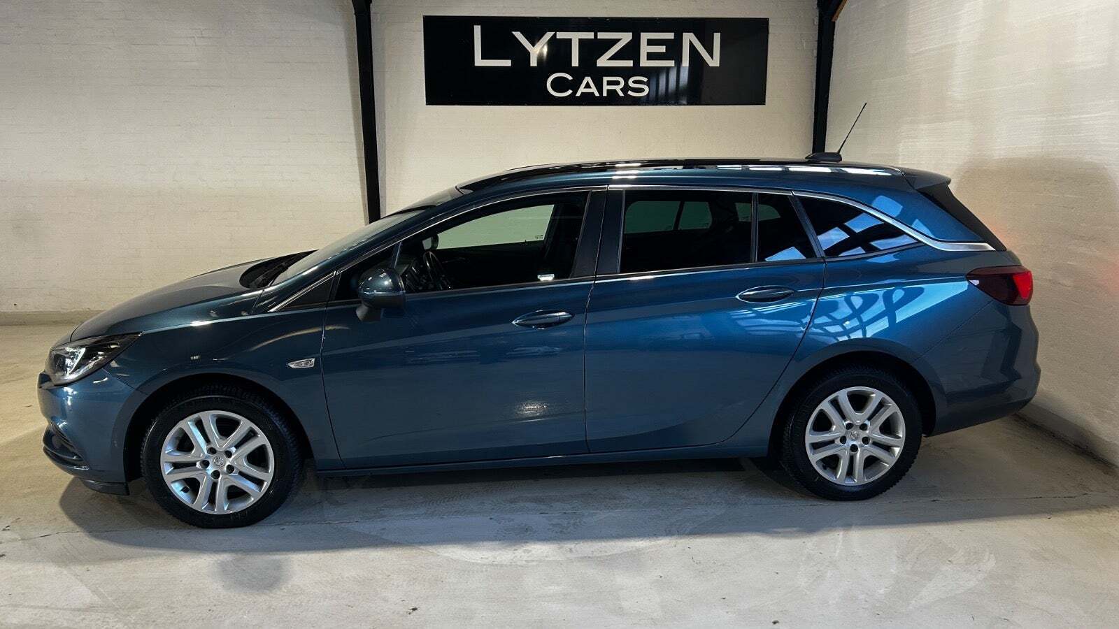 Opel Astra 1,4 T 125 Enjoy Sports Tourer