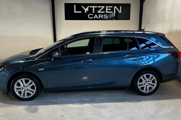 undefined Opel Astra fra 2017