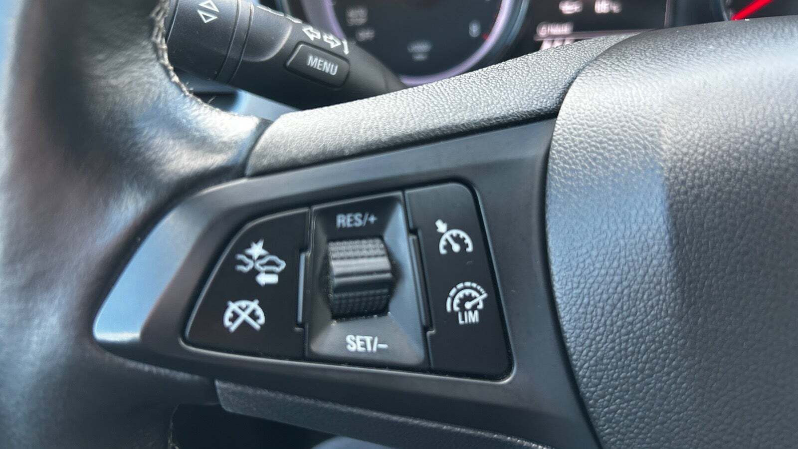 undefined Opel Astra fra 2017