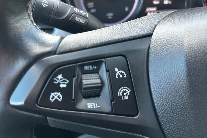 undefined Opel Astra fra 2017