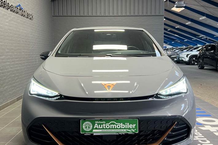 Grå Cupra Born fra 2023