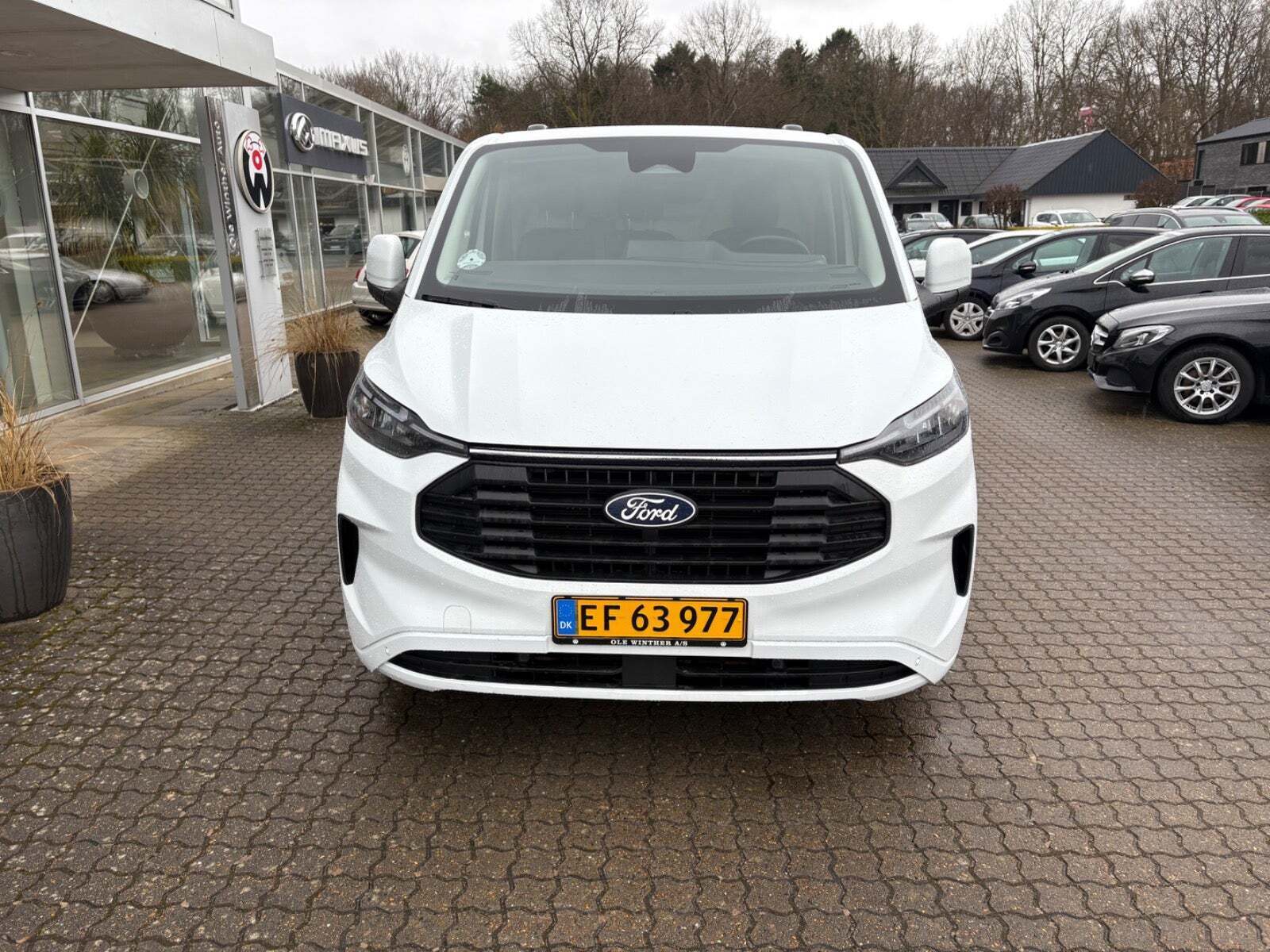 Ford Transit Custom 300L 2,0 EcoBlue Limited aut.