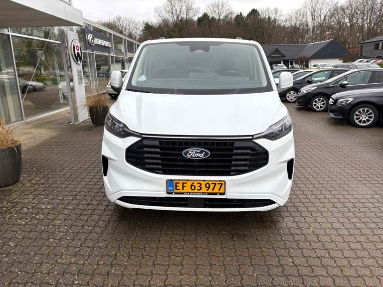 Ford Transit Custom 300L 2,0 EcoBlue Limited aut.