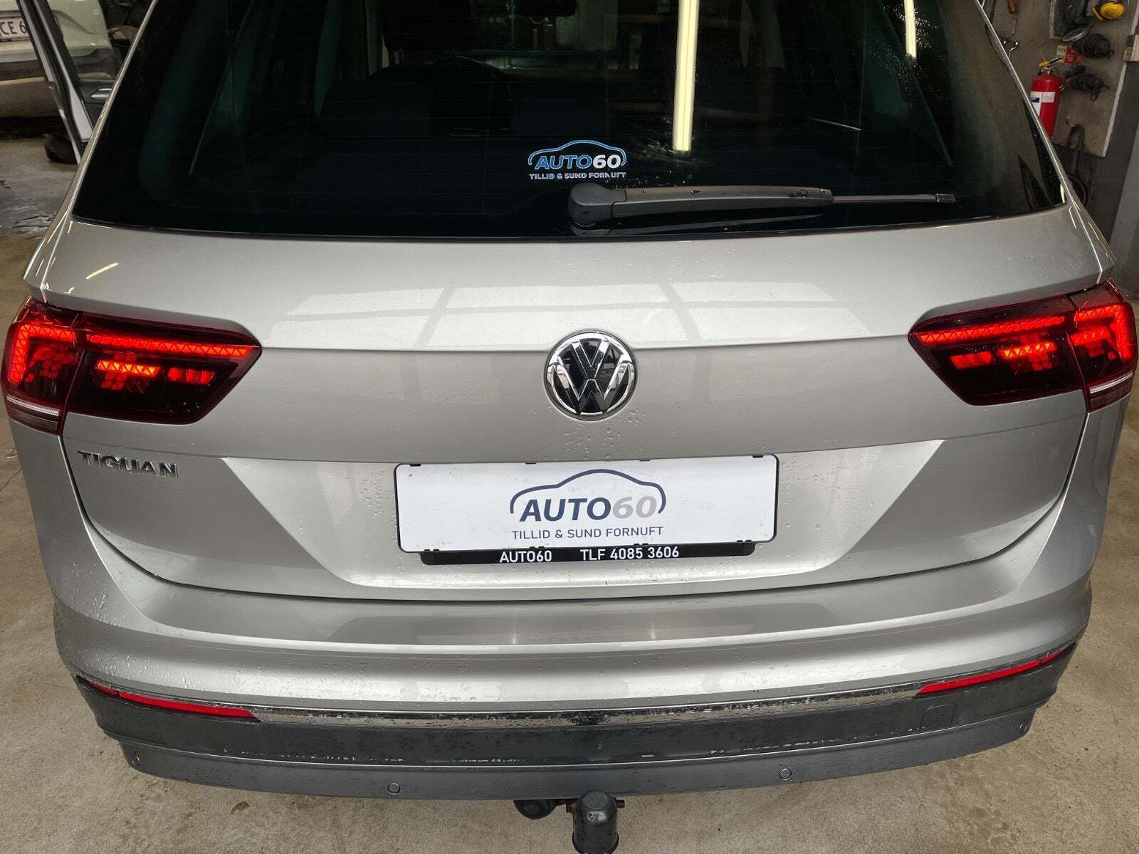 Grå VW Tiguan fra 2020