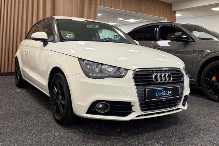 Hvid Audi A1 fra 2012