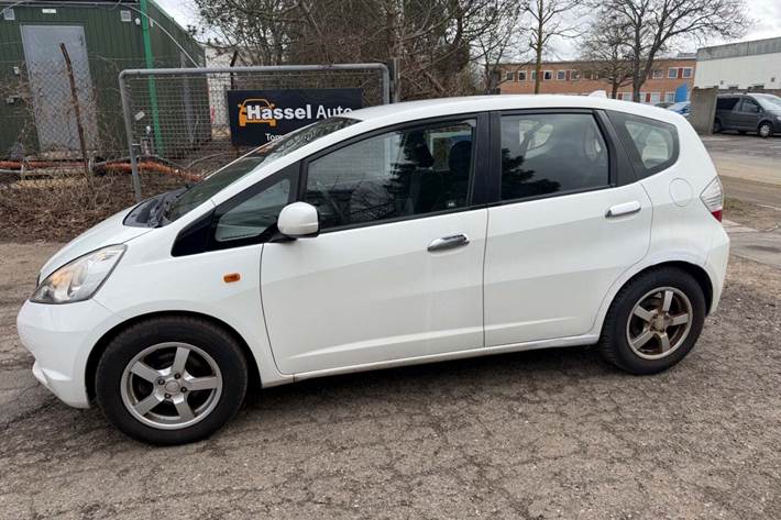 Grøn Honda Jazz fra 2009