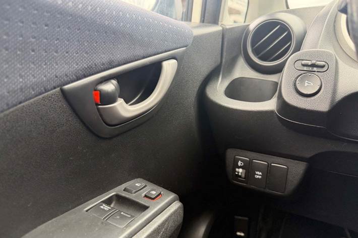 Grøn Honda Jazz fra 2009