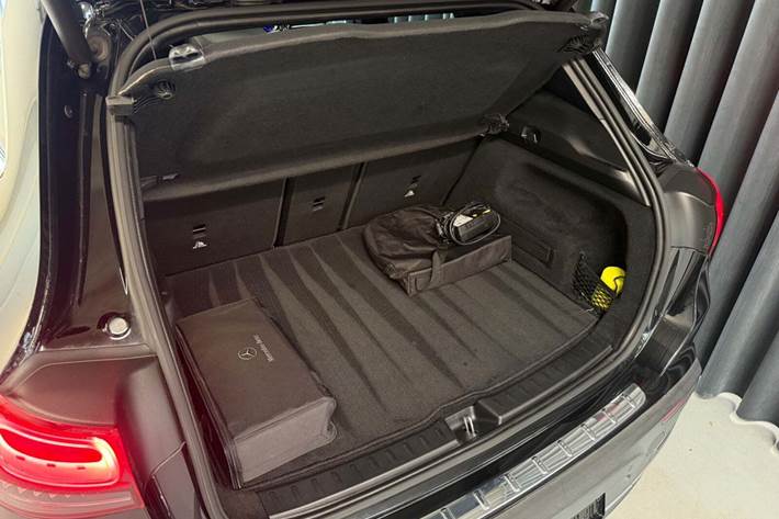 Sort Mercedes EQA250 fra 2022