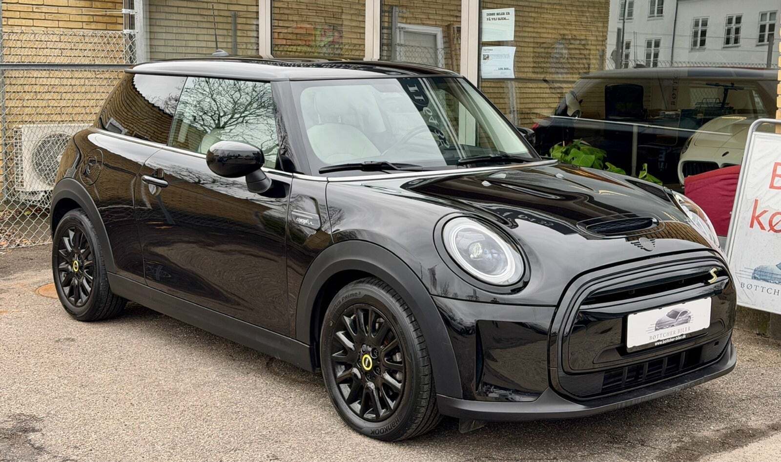 Mini Cooper SE Camden Edition