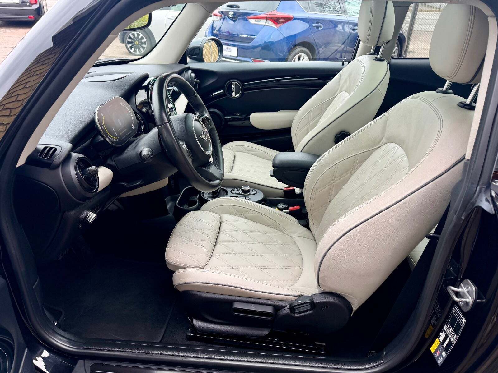 Mini Cooper SE Camden Edition