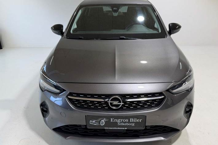 Grå Opel Corsa fra 2020