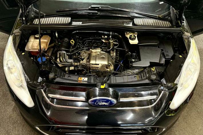 undefined Ford C-MAX fra 2013