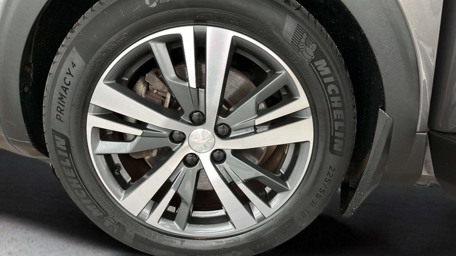 Sølv Peugeot 3008 fra 2021