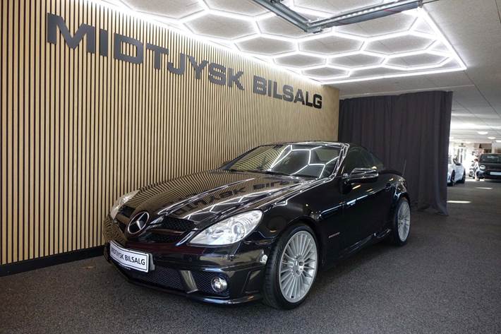 Sort Mercedes SLK200 fra 2009